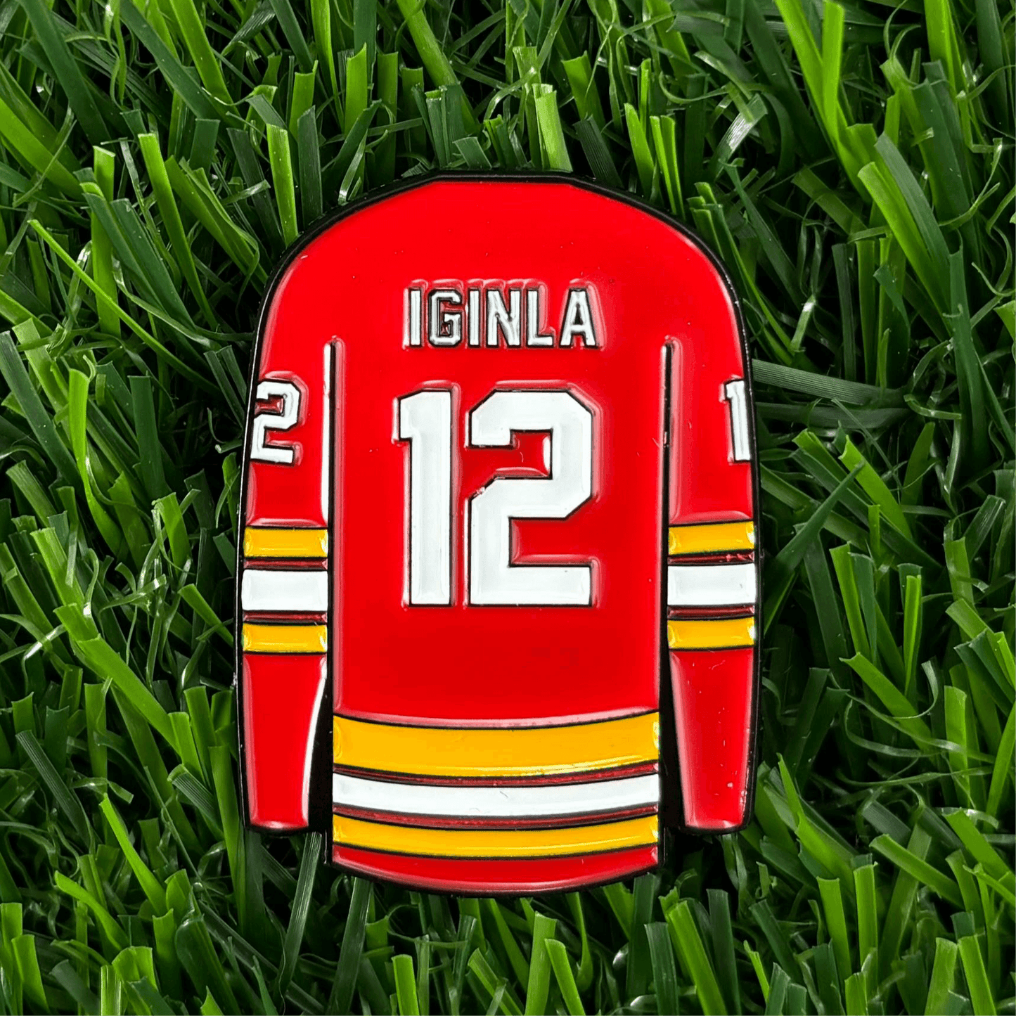 High-quality Jarome Iginla Jersey Golf Ball Marker on Grass